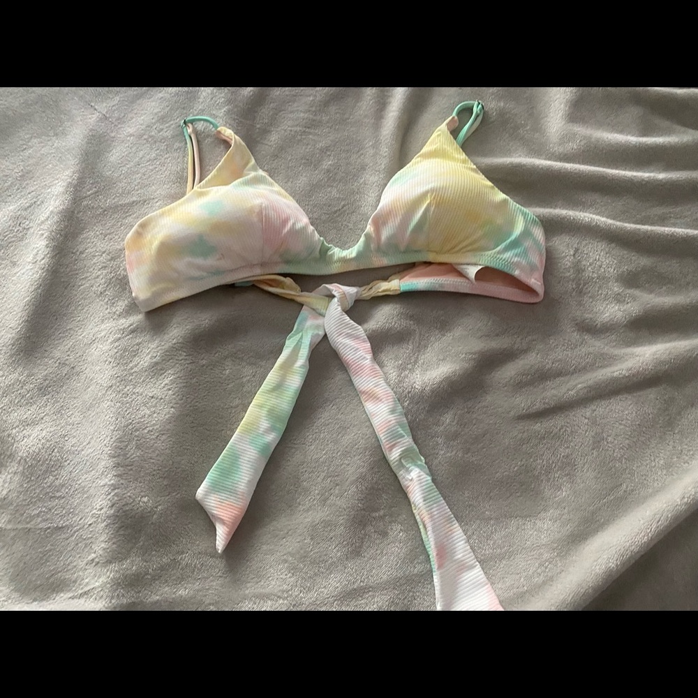 Rip curl swim top